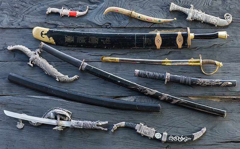 30 Types of Swords from Around the World