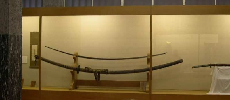 odachi sword with mounting