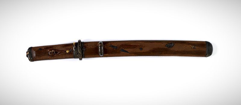 Soshu School Dagger in the Form of Rotting Wood
