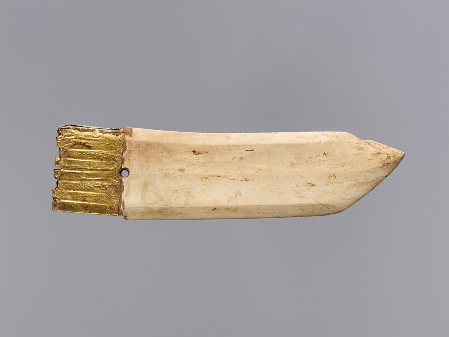 Ceremonial dagger ax Ge 13th 11th century BCE