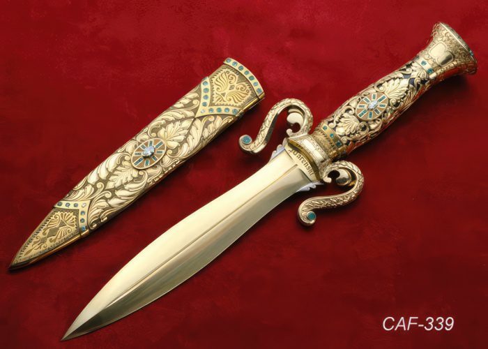 The Gem of the Orient Knife