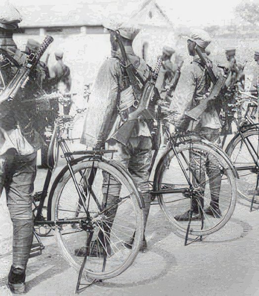 Swords bicycles utilised by a Dadao soldier against bullets and bombs
